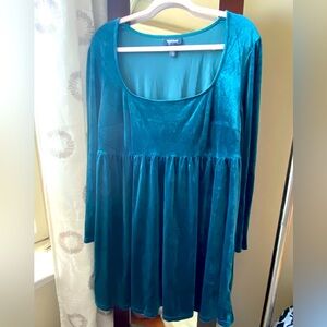 NWT! Crushed velvet plus size blue baby doll dress